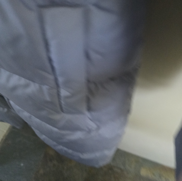 Coach Mid Puffer SOLD OUT - Picture 12 of 16